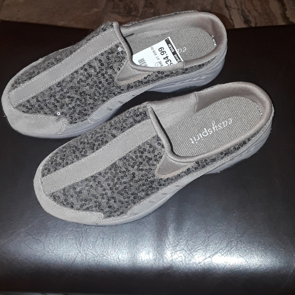 Easy Spirit shoes leapord suede